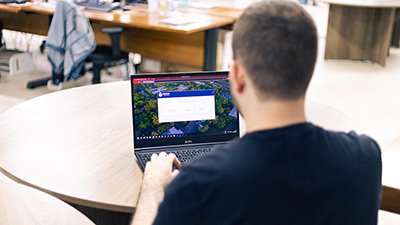 As inscrições para as oficinas podem ser feitas pela plataforma Unifor Carreira (Foto: Lucas Plutarcho)