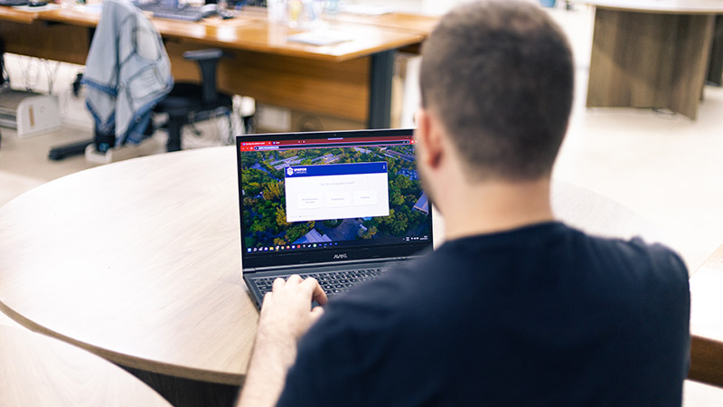 As inscrições para as oficinas podem ser feitas pela plataforma Unifor Carreira (Foto: Lucas Plutarcho)