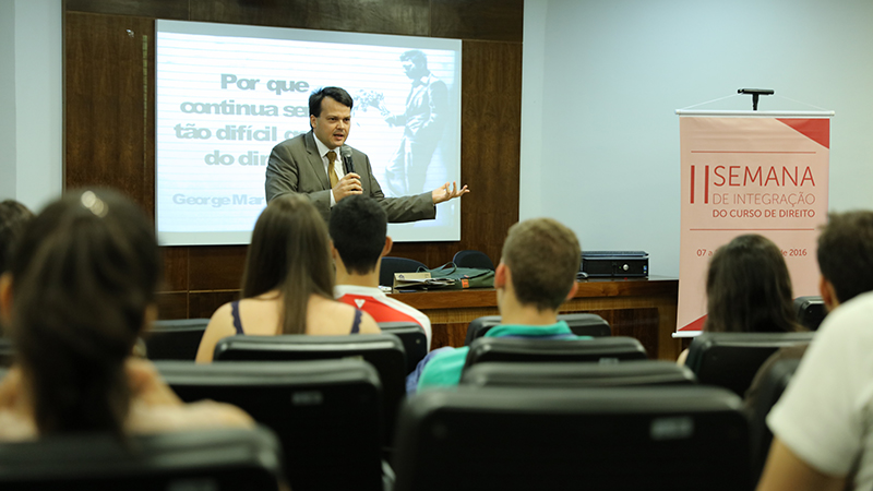 O curso é nota máxima no MEC e no Guia do Estudante. Foto: Ares Soares.