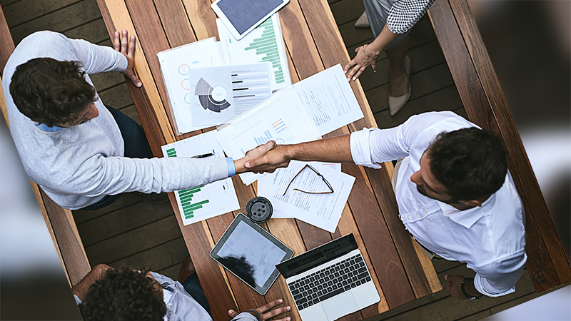 Áreas como logística, marketing, operações, processos, finanças e até gestão estratégica de pessoas são destaques do curso (Foto: Getty Images)