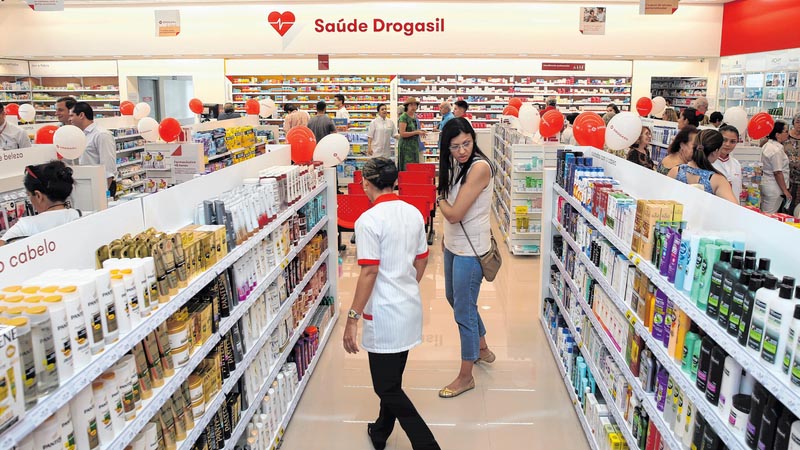 Atualmente, a Drogasil tem mais de 600 lojas espalhadas pelo país e faz parte de um grupo com mais de 1.400 lojas. (Foto: Fabiane de Paula/Diário do Nordeste)