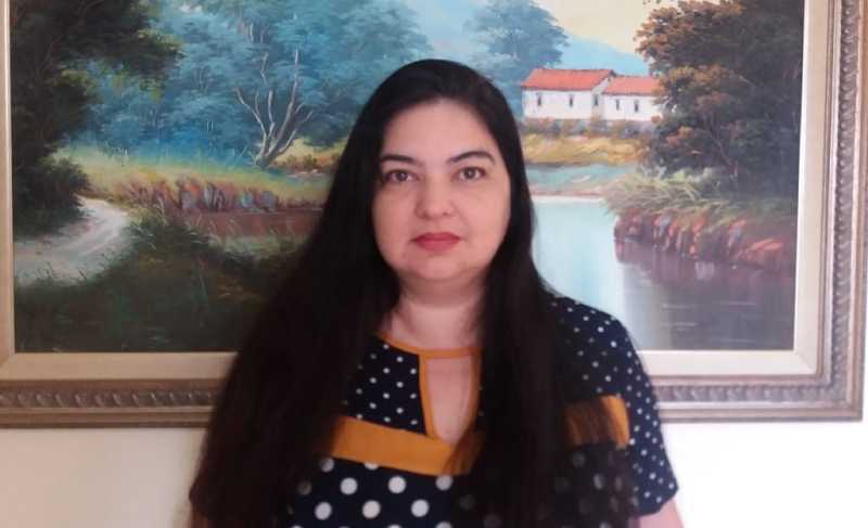 Maira Gondim, psicóloga clínica e professora da Pós-Unifor, foi uma das convidadas do podcast. (Foto: divulgação)