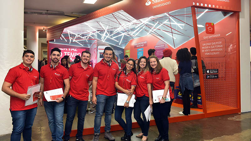 O Programa Ibero-Americanas contemplará universitários com uma bolsas de estudo para promover o intercâmbio, por até um semestre, de estudantes de graduação (Foto: Divulgação/Santander)