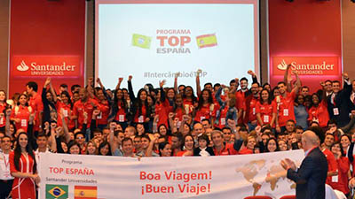 O Programa beneficia alunos de graduação e professores a aprimorar seus conhecimentos no idioma e cultura espanhola, por meio de um curso de 3 semanas, com tudo pago pelo Santander, na Espanha (Foto: Divulgação)