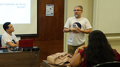 Oficina será ministrada pelo professor Charleston Palmeira a alunos da Unifor e de outras instituições (Foto: Ares Soares)