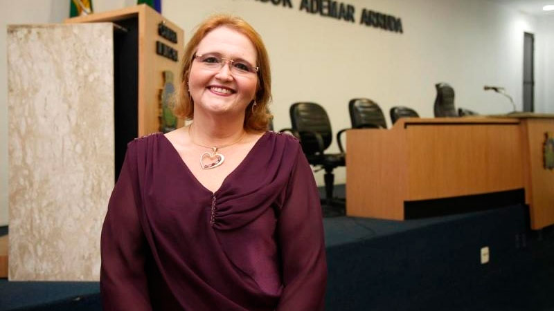 A professora Ana Cristhina Brasil, graduada em Fisioterapia, mestre em Saúde Pública e doutora em Ciências da Saúde (Foto: Beatriz Bley)