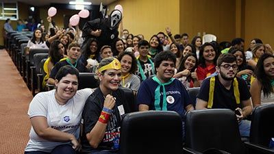 O objetivo é proporcionar aos alunos e professores um momento de socialização, recepcionando os alunos ingressantes (Foto: Ares Soares)