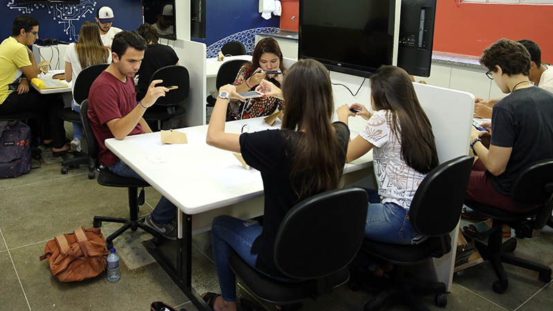 O Laboratório de Inovação e Prototipagem da Unifor (Foto: Ares Soares)