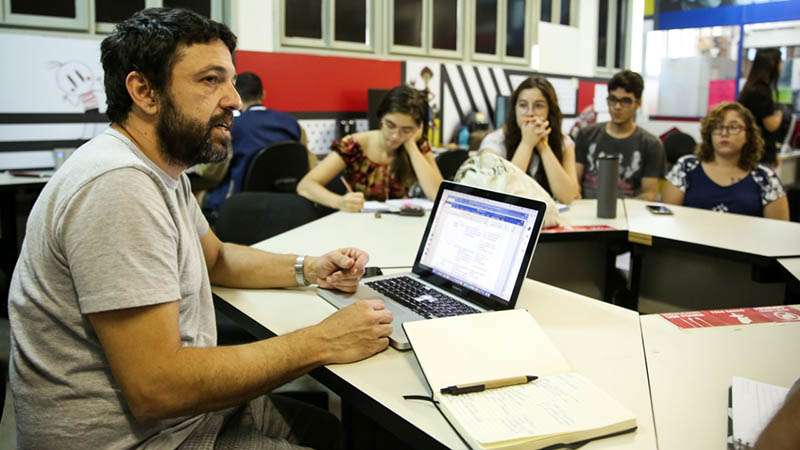 Max Eluard coordenou o DocTV Brasil e a execução da Linha de Produção de Conteúdos destinados às TVs Públicas do Fundo Setorial Audiovisual da Agência Nacional de Cinema (Ancine). Foto: Ares Soares.