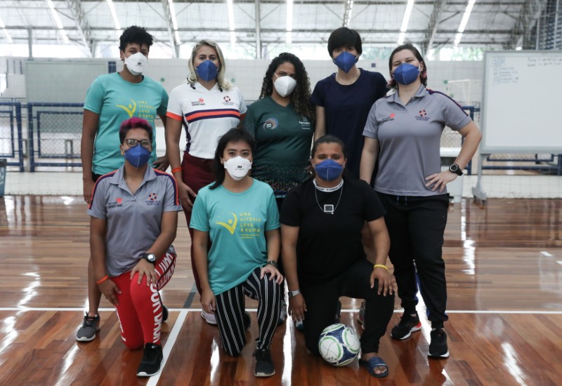 O treinamento aconteceu no Ginásio Poliesportivo do campus da Unifor, onde alunos de Educação Física realizam parte de suas atividades acadêmicas (Foto: Ares Soares)