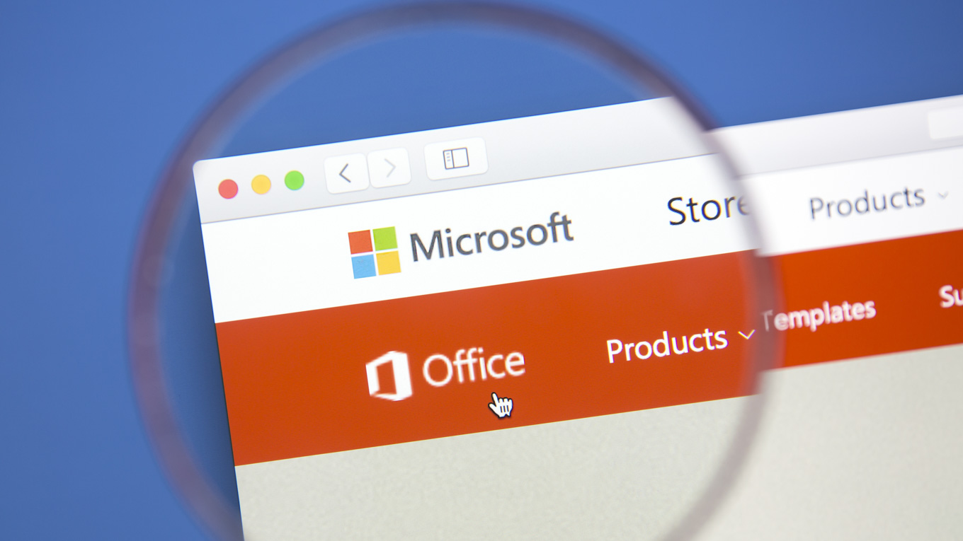 A interface do Microsoft Office está em destaque.