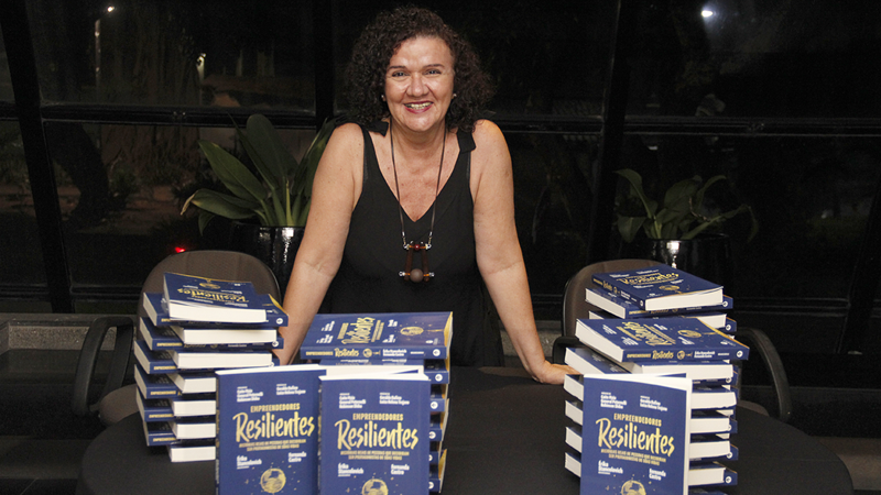 Anízia Gonçalves, Co-Autora do livro Empreendedores Resilientes.