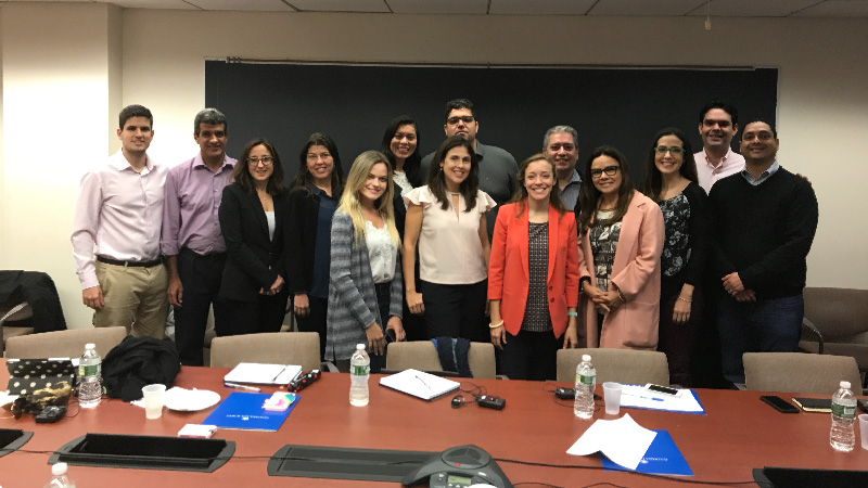 Turma do curso de Mestrado Profissional em Administração da Unifor. Curso agrega valor às carreiras dos alunos, além do networking diferenciado.