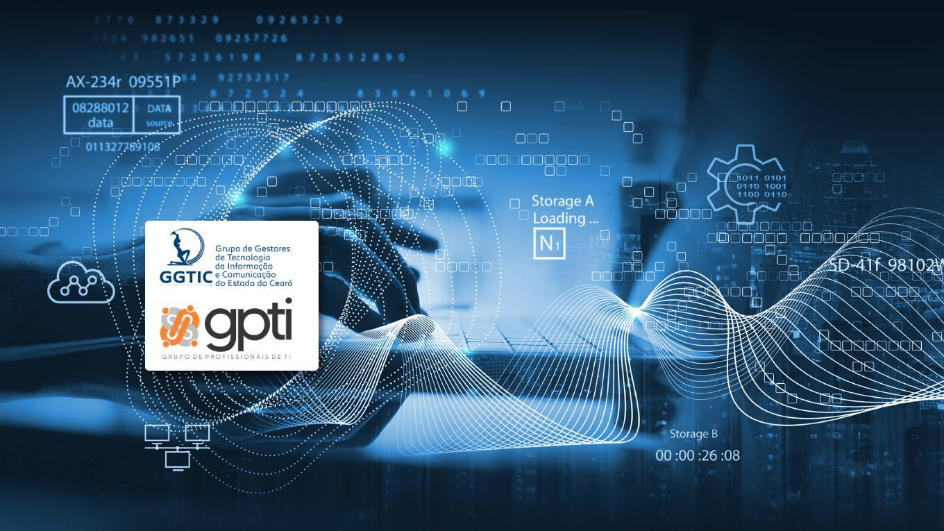 Close na mão de um homem programador digital que está registrando no computador dados do sistema ou acesso com interface virtual de cyber segurança na sala de operação