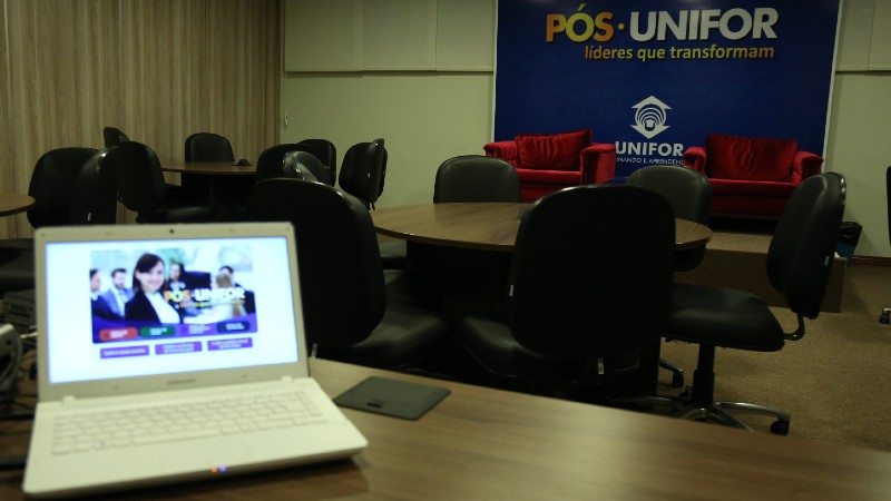 No semestre 2020.2, a Pós-Unifor ofertará cursos com aulas 100% virtuais (Foto: Ares Soares)