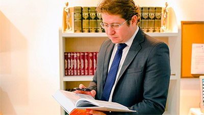 O professor Elisberg Bessa, mediador do evento Segurança Contratual e Relações Negociais (Foto: Divulgação)