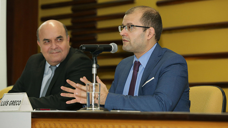 O debate será articulado por Luís Greco, professor catedrático de Direito Penal, Direito Processual Penal, Direito Estrangeiro e teoria do Direito Penal na Universidade de Humboldt, de Berlim, Alemanha. Foto: Reprodução.