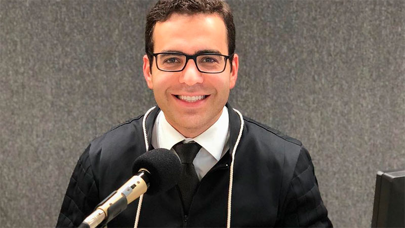 Samer Agi, juiz do SJDFT e autor da obra