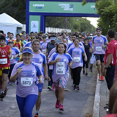 participantes da Corrida de Rua Unifor de 2018