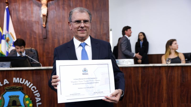 sessão na CMF